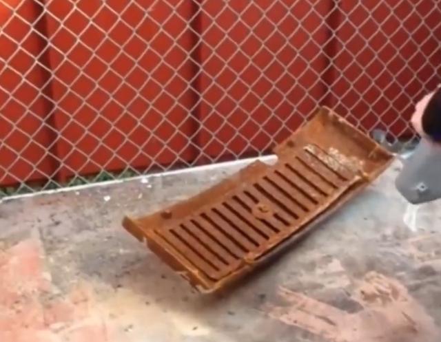 激光除銹機(jī)效率怎么樣(激光除銹和噴砂)